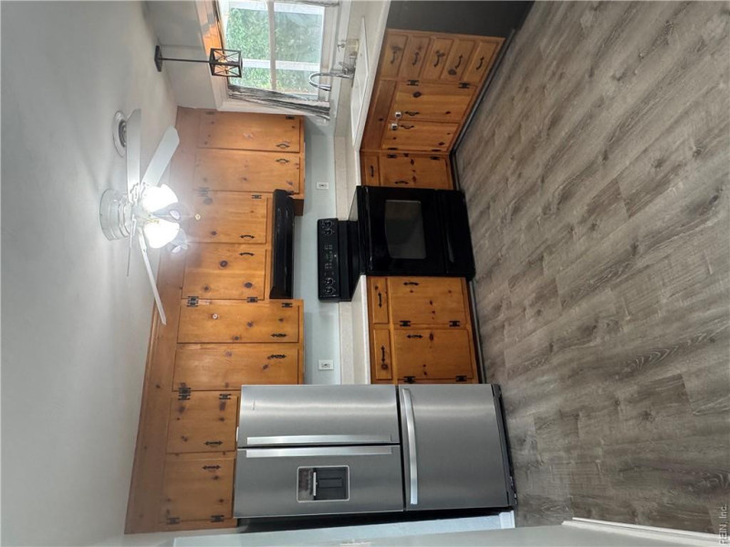 Photo 5 of 31 residential for sale in Hampton virginia