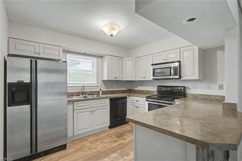 Photo 3 of 26 residential for sale in Norfolk virginia Photo 3 of 26 residential for sale in Norfolk virginia