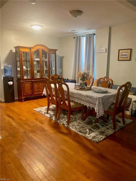 Photo 12 of 31 residential for sale in Norfolk virginia