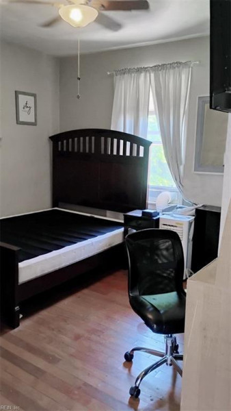Photo 22 of 31 residential for sale in Norfolk virginia