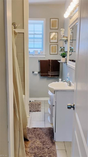 Photo 23 of 31 residential for sale in Norfolk virginia