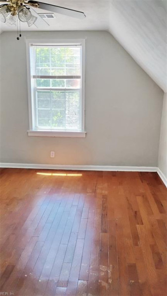 Photo 28 of 31 residential for sale in Norfolk virginia