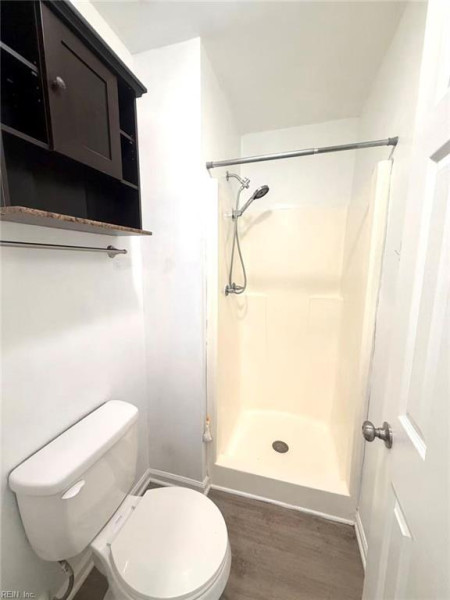 Photo 17 of 25 residential for sale in Virginia Beach virginia