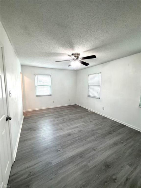 Photo 18 of 25 residential for sale in Virginia Beach virginia