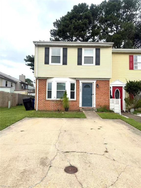 Photo 2 of 25 residential for sale in Virginia Beach virginia