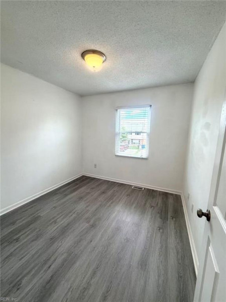 Photo 21 of 25 residential for sale in Virginia Beach virginia