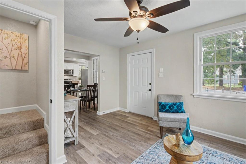 Photo 14 of 39 residential for sale in Portsmouth virginia