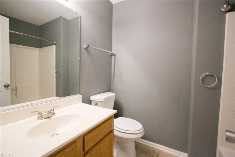 Photo 14 of 32 residential for sale in Suffolk virginia