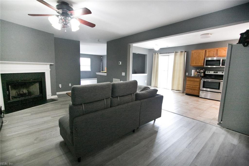 Photo 2 of 32 residential for sale in Suffolk virginia