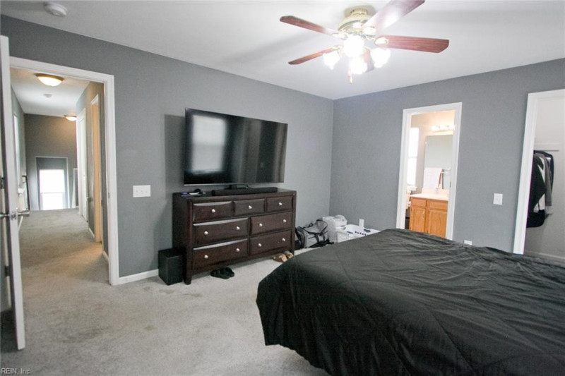Photo 20 of 32 residential for sale in Suffolk virginia