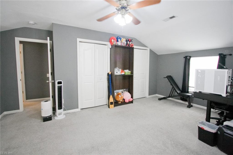 Photo 22 of 32 residential for sale in Suffolk virginia