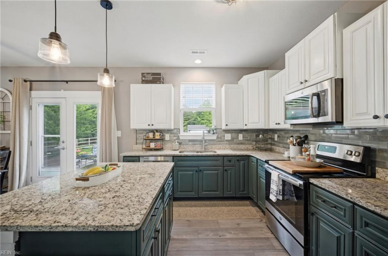 Photo 10 of 50 residential for sale in Chesapeake virginia