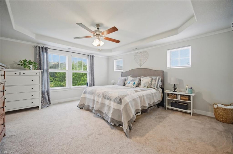 Photo 17 of 50 residential for sale in Chesapeake virginia