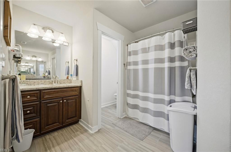 Photo 22 of 50 residential for sale in Chesapeake virginia