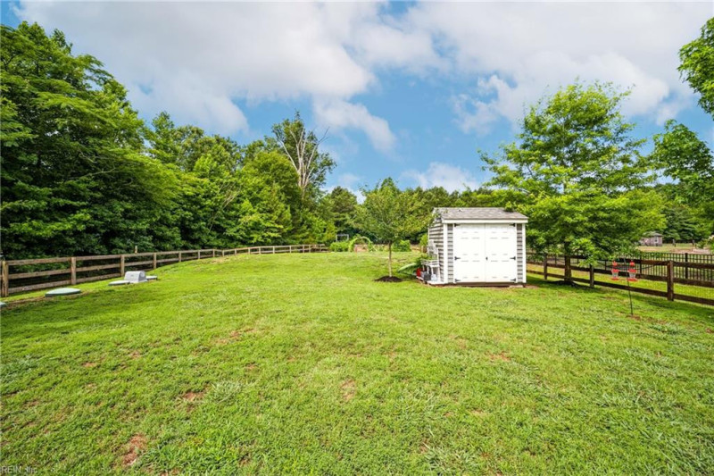 Photo 32 of 50 residential for sale in Chesapeake virginia