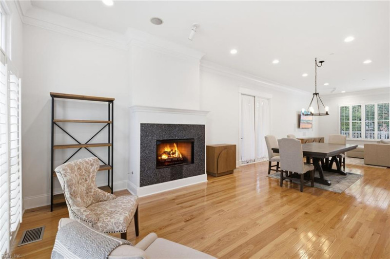 Photo 10 of 50 residential for sale in Norfolk virginia