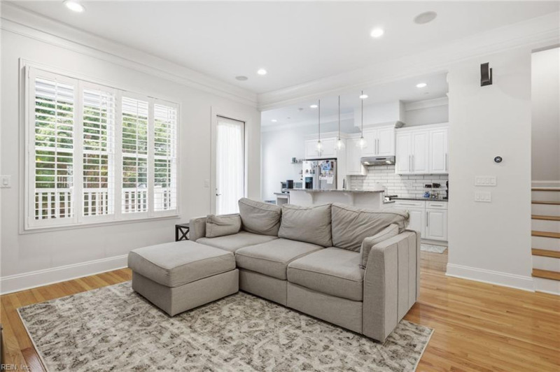 Photo 15 of 50 residential for sale in Norfolk virginia