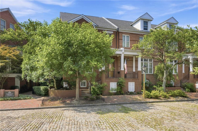 Photo 2 of 50 residential for sale in Norfolk virginia