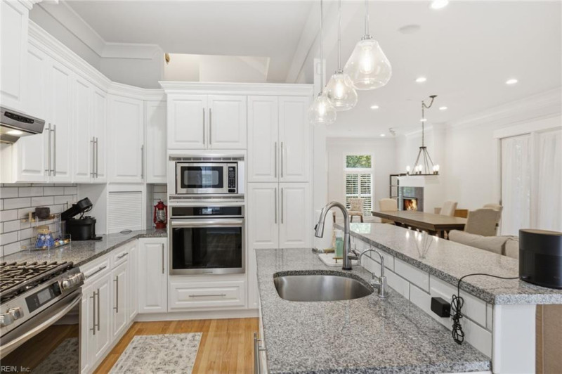 Photo 20 of 50 residential for sale in Norfolk virginia