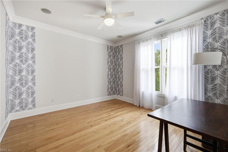 Photo 31 of 50 residential for sale in Norfolk virginia