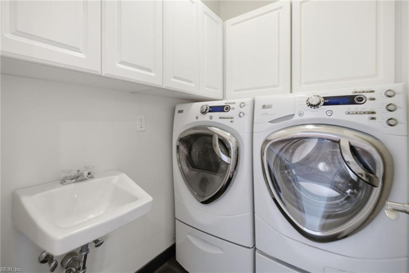 Photo 32 of 50 residential for sale in Norfolk virginia