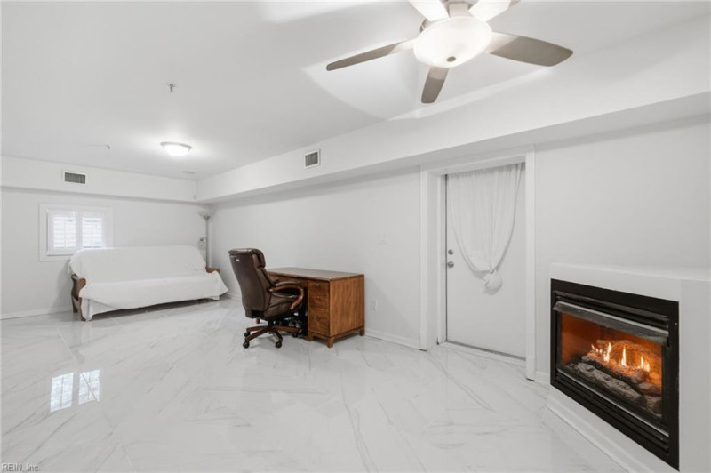 Photo 36 of 50 residential for sale in Norfolk virginia