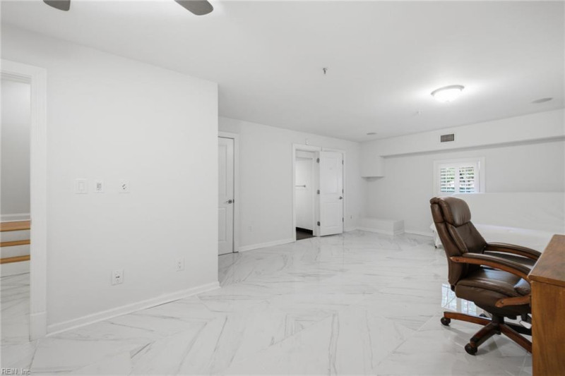 Photo 37 of 50 residential for sale in Norfolk virginia