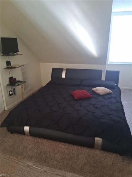 Photo 10 of 17 residential for sale in Virginia Beach virginia