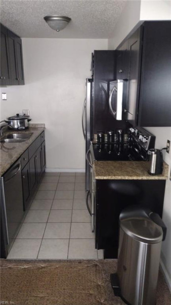 Photo 13 of 17 residential for sale in Virginia Beach virginia