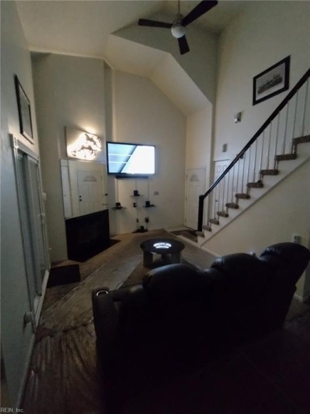 Photo 15 of 17 residential for sale in Virginia Beach virginia