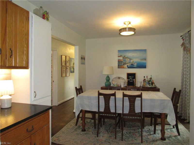 Photo 11 of 50 residential for sale in Norfolk virginia