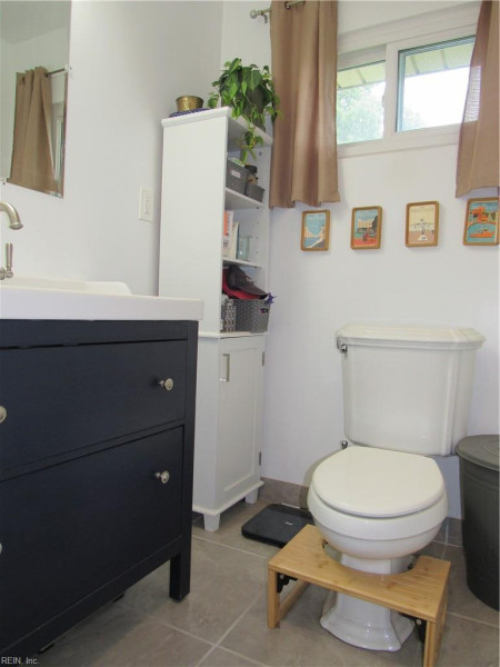 Photo 21 of 50 residential for sale in Norfolk virginia