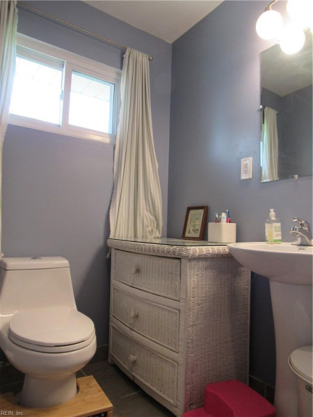 Photo 27 of 50 residential for sale in Norfolk virginia