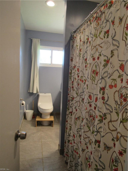 Photo 28 of 50 residential for sale in Norfolk virginia