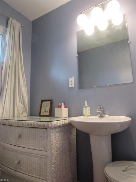 Photo 29 of 50 residential for sale in Norfolk virginia