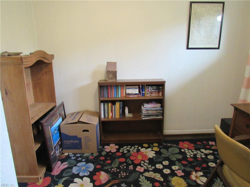 Photo 31 of 50 residential for sale in Norfolk virginia