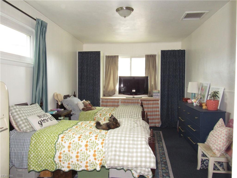 Photo 36 of 50 residential for sale in Norfolk virginia