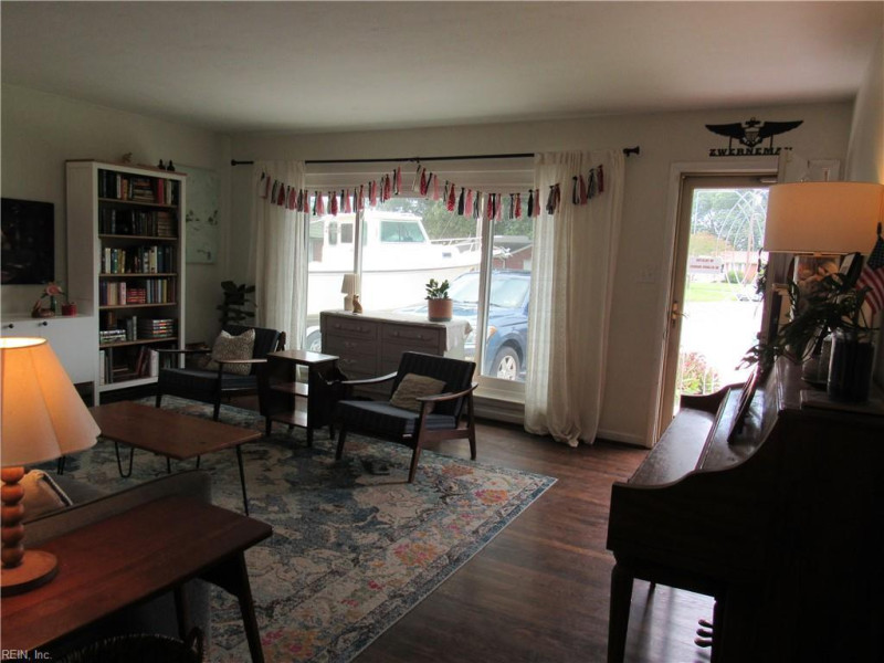 Photo 9 of 50 residential for sale in Norfolk virginia