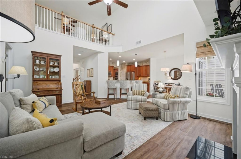 Photo 14 of 50 residential for sale in Chesapeake virginia