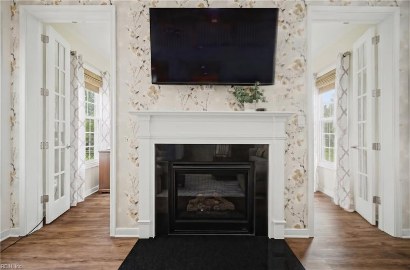 Photo 15 of 50 residential for sale in Chesapeake virginia