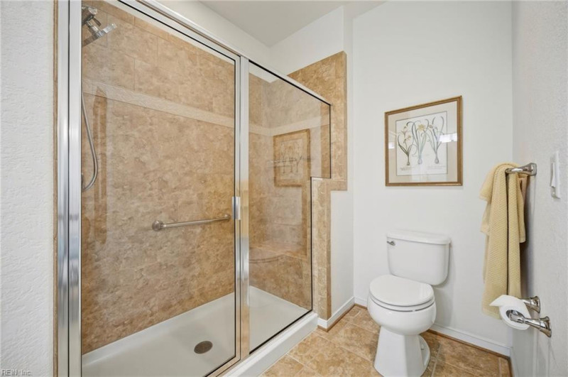 Photo 25 of 50 residential for sale in Chesapeake virginia