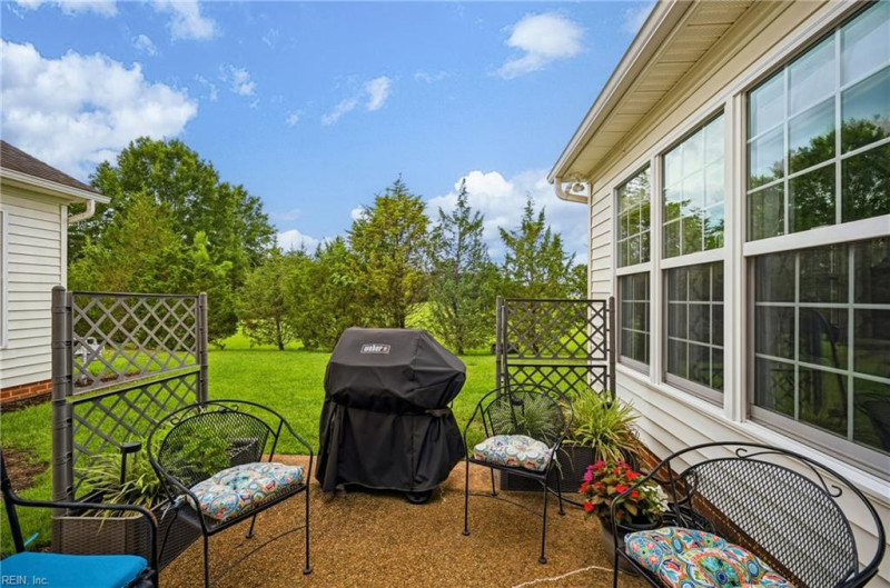 Photo 33 of 50 residential for sale in Chesapeake virginia
