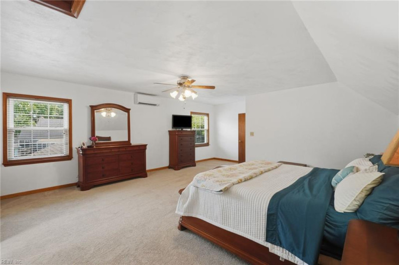 Photo 25 of 35 residential for sale in Norfolk virginia Photo 25 of 35 residential for sale in Norfolk virginia