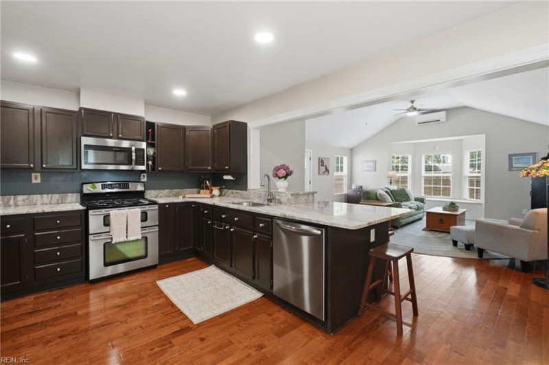 Photo 7 of 35 residential for sale in Norfolk virginia Photo 7 of 35 residential for sale in Norfolk virginia