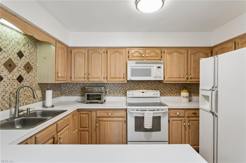 Photo 8 of 41 residential for sale in Newport News virginia Photo 8 of 41 residential for sale in Newport News virginia
