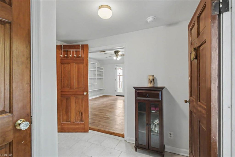 Photo 17 of 36 residential for sale in Newport News virginia Photo 17 of 36 residential for sale in Newport News virginia
