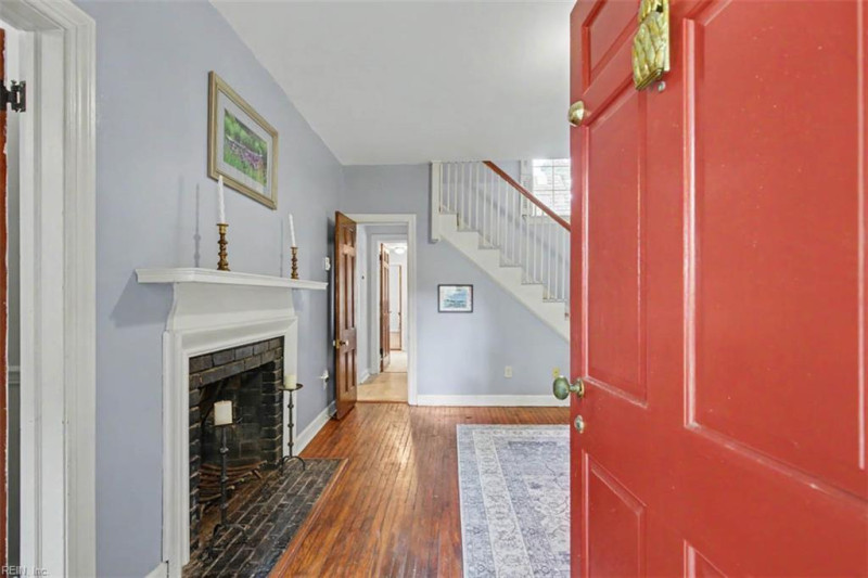 Photo 4 of 36 residential for sale in Newport News virginia Photo 4 of 36 residential for sale in Newport News virginia