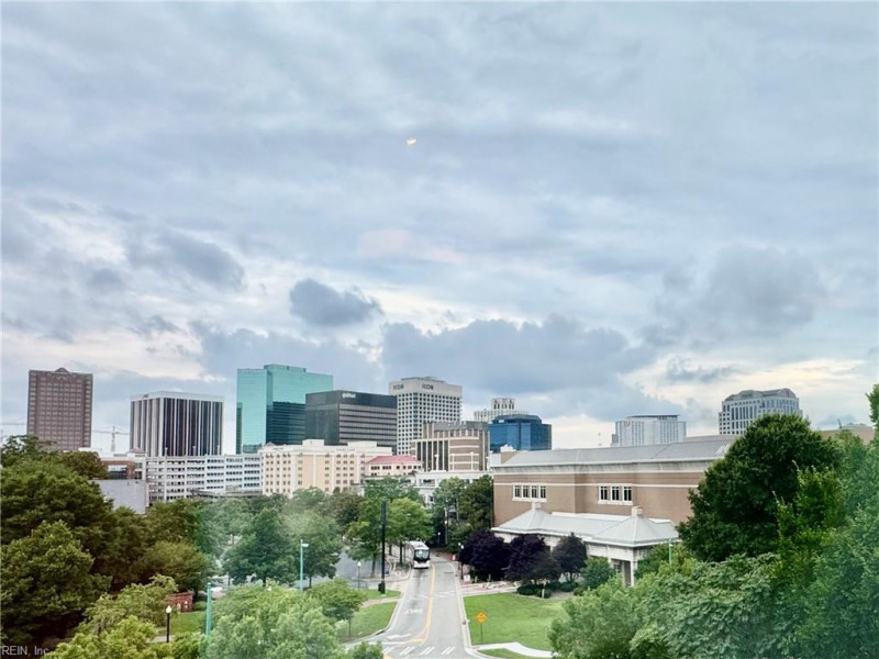 Photo 16 of 44 residential for sale in Norfolk virginia