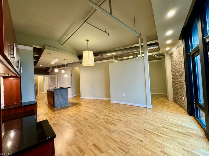 Photo 20 of 44 residential for sale in Norfolk virginia