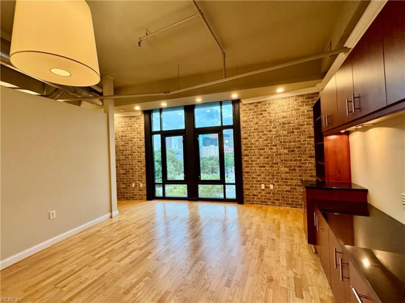 Photo 21 of 44 residential for sale in Norfolk virginia